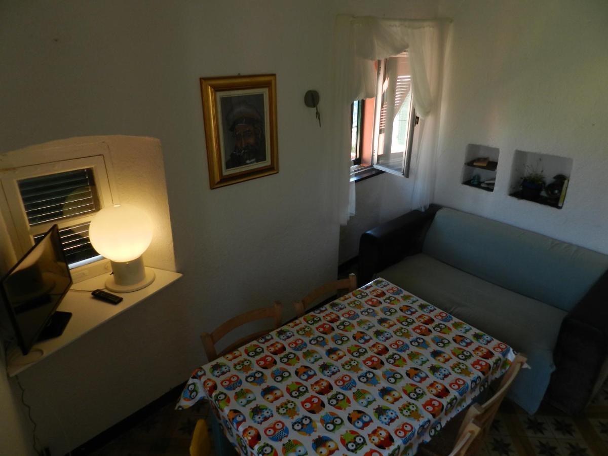 Trilocale In Dimora Tipica Apartment Montale  Luaran gambar