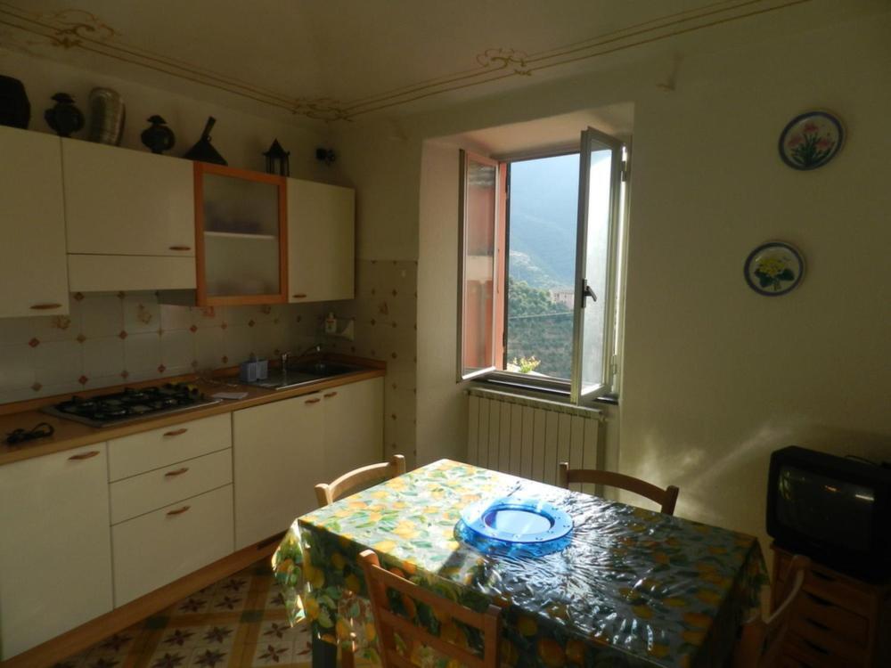 Trilocale In Dimora Tipica Apartment Montale  Luaran gambar