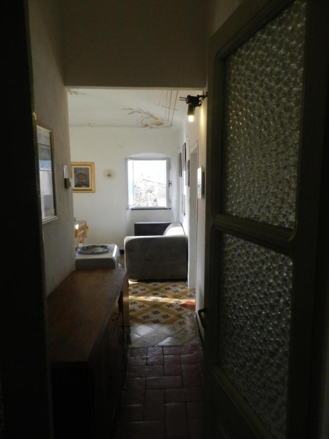 Trilocale In Dimora Tipica Apartment Montale  Luaran gambar